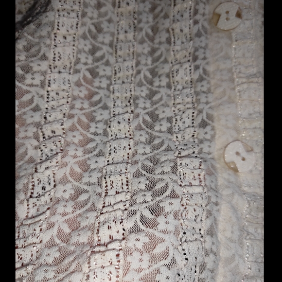 White Floral Mesh Shirt 🤍 - Picture 8 of 11